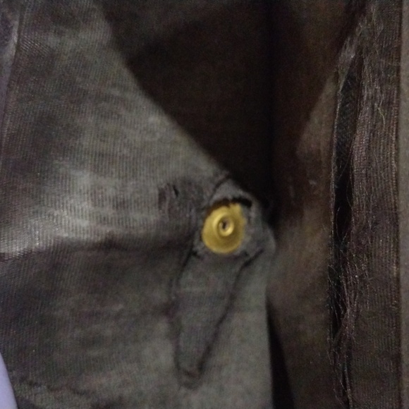 Authentic CHANEL CC Logo Black Leather Snap Wallet, Coin Purse 4.5 x 3.7 inches - Picture 10 of 15